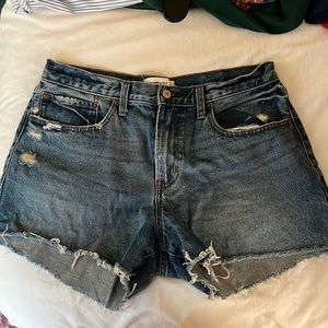 Abercrombie shorts size 10/30